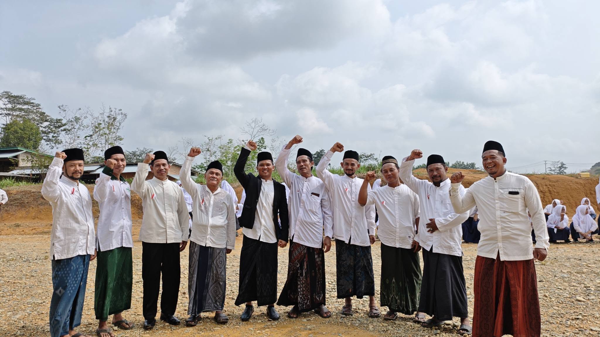 Dokumentasi Upacara Bendera 17 Agustus di Ponpes Syaikh Daud Al Masrur